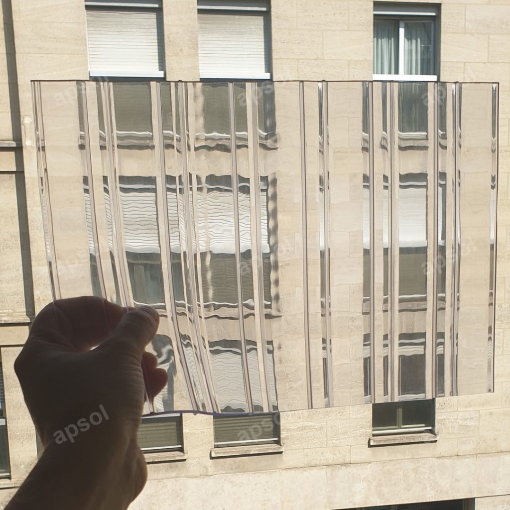 Rouleau de 25 m pour réaliser des lamelles de rideau transparent